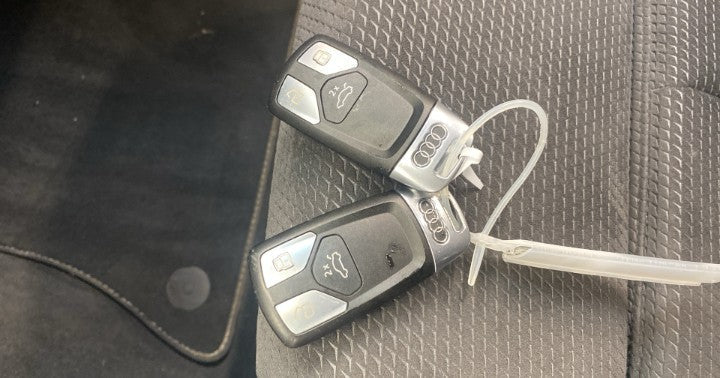 ❌venduta ❌Audi Q5 40 2.0 tdi Business Sport quattro 190cv s-troni  Garanzia 12 mesi.✅ Chilometraggio certificati ✅ Fatturabile iva esposta ✅Consegna in tutta Italia.Motore e cambio in ottime condizion