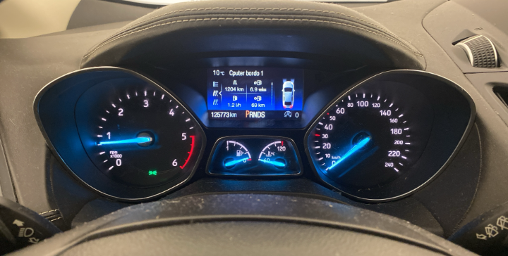 Ford Kuga 2.0 tdci Vignale s&s awd 180cv powershift Sequential  125773 km,