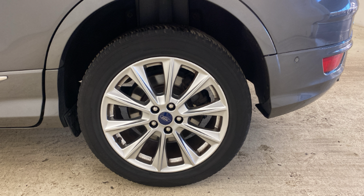 Ford Kuga 2.0 tdci Vignale s&s awd 180cv powershift Sequential  125773 km,
