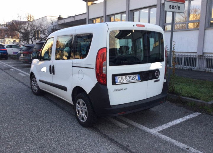 Fiat Doblò Cargo combi N1 1.3 mjt 95cv CH1 Easy S&S Manual Diesel, 19025 km, € 7.900.     Anno 2020