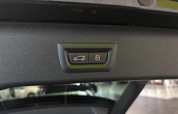Bmw 530e Touring Luxury auto Sequential PHEV Petrol.             184cv